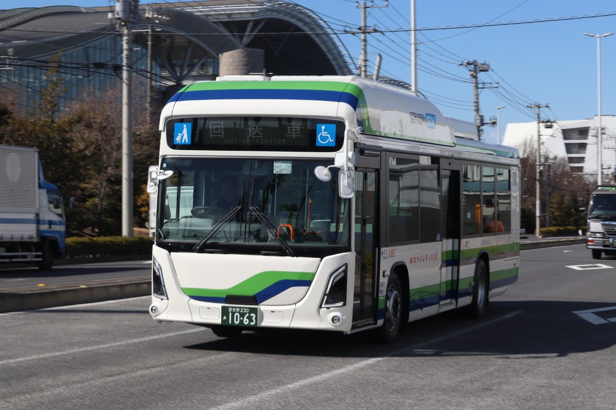 東京ベイシティバスのエルガEVが千鳥車庫に到着 1063と1064 (1061と