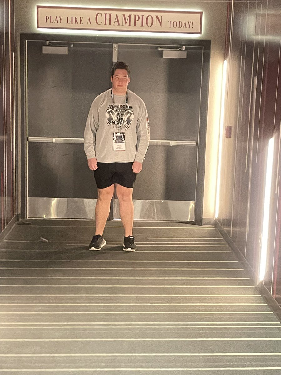 OwenSlate61's tweet image. Feeling blessed tonight!! Thank you #SoonerNation for all support and kind words!  #OUDNA