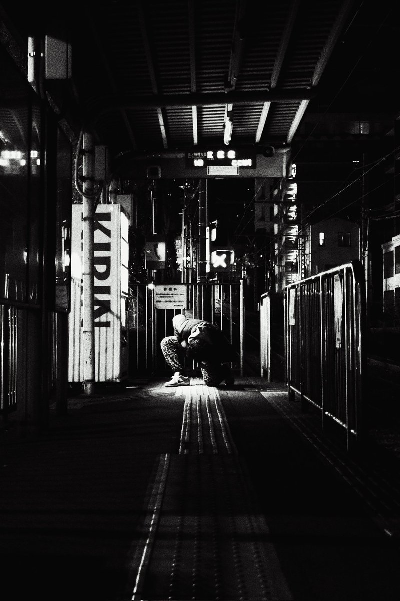 真夜中の駅舎

#monochrome
#写真好きな人と繋がりたい