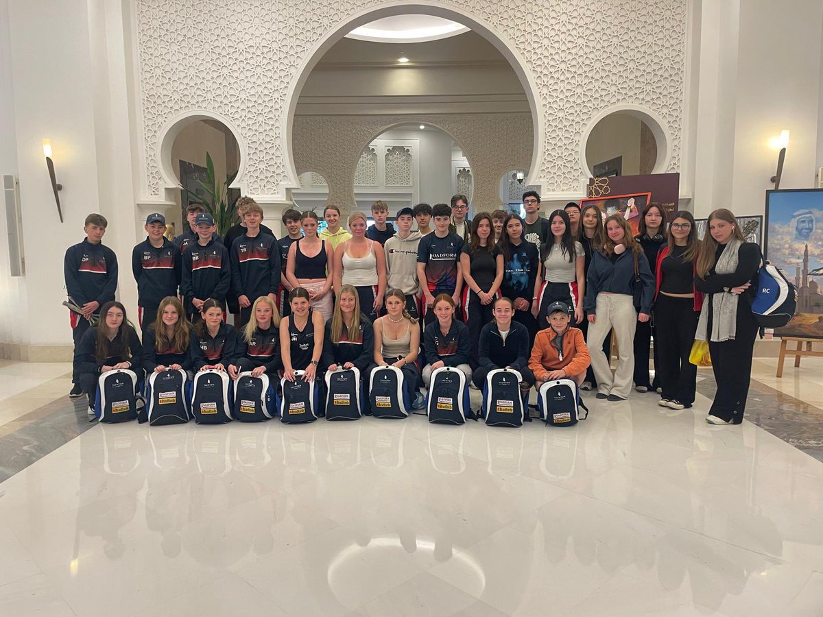 Final day of Dubai cricket and tennis tour, finished with a junior match under lights in Sharjah, this followed a senior match which saw their best performance. Now for journey home #tauntonsport #grit #dubai