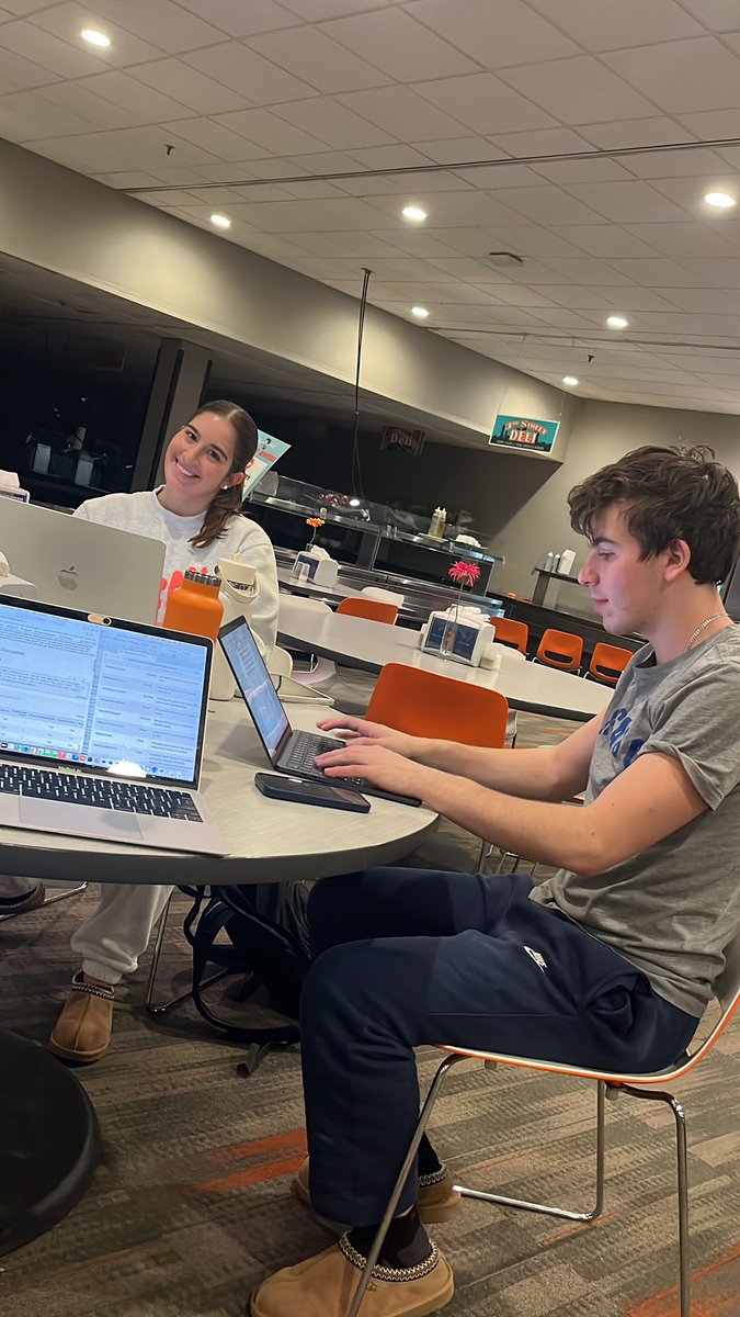 Alyssa Hoffman tweet media