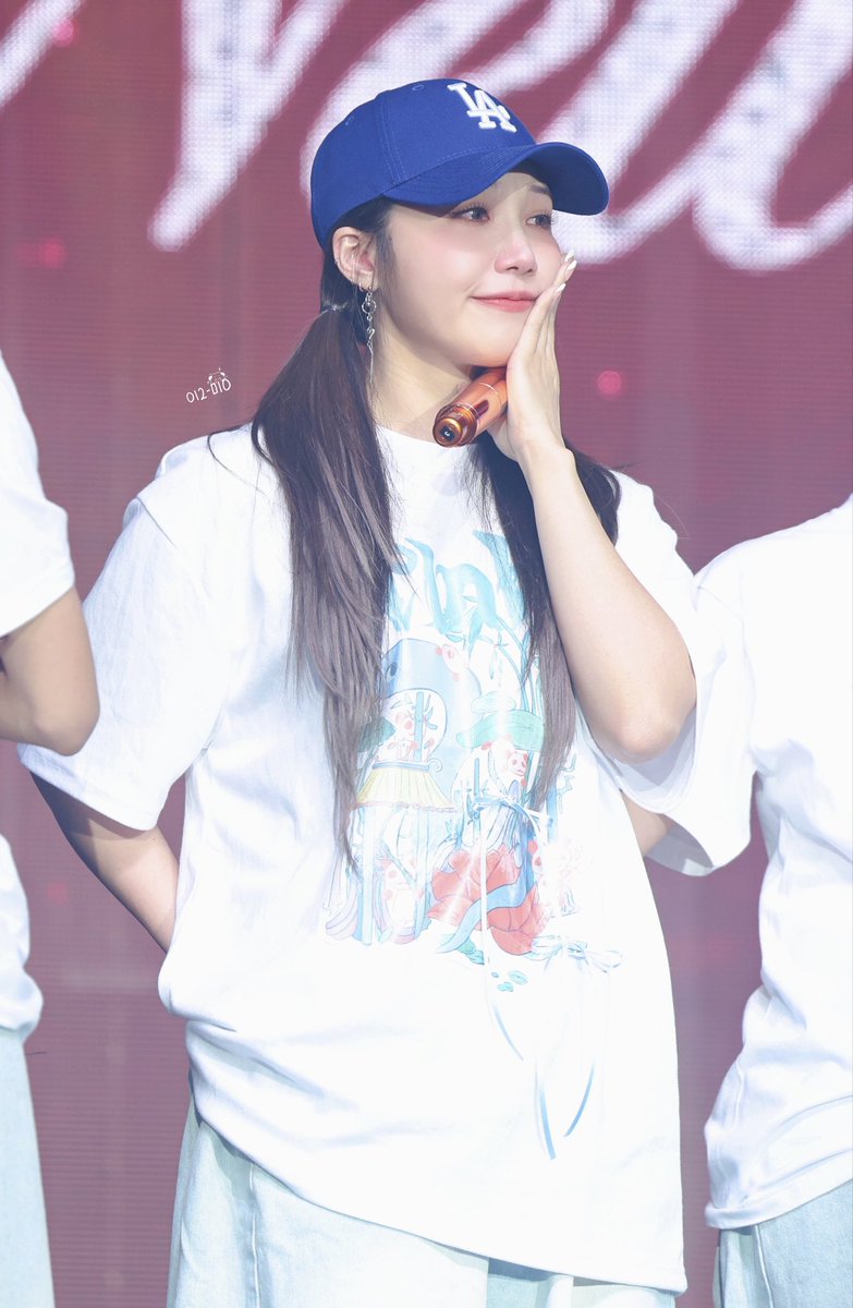 My Love 😔☁️🩷
#정은지