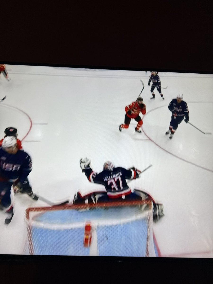ExoticCarPlayPl's tweet photo. #canadawinsAGAIN.  How do you like them apples? https://t.co/nNForjcVid