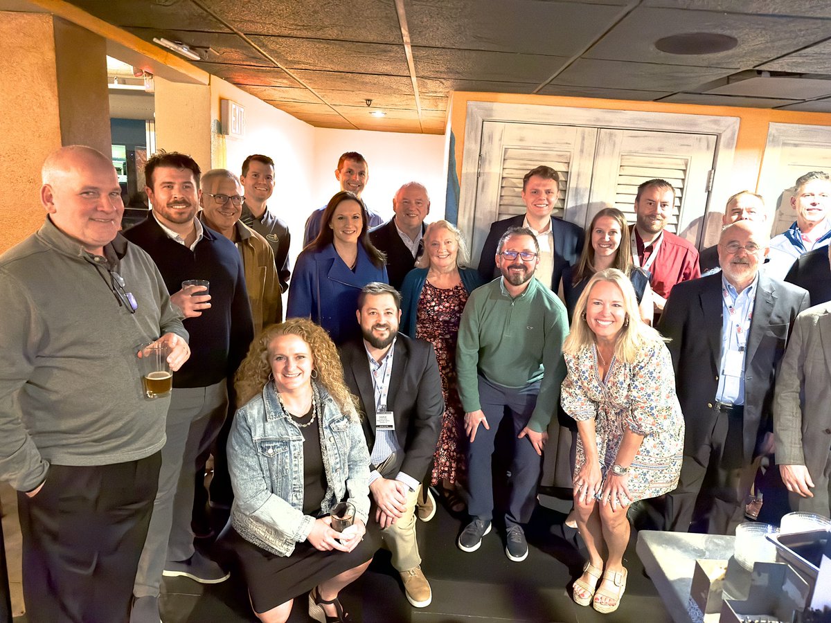 Ronna Hauser tweet media