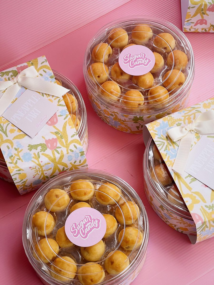 sugarcandyMY's tweet photo. 🍍✨ Pineapple Tarts: A Perfect Raya Delight✨🍍 
Indulge in the rich buttery goodness and refreshing pineapple taste in every bite! 😋 Our Pineapple Tarts are now available for only RM 39! https://t.co/Dp4jltMQRH