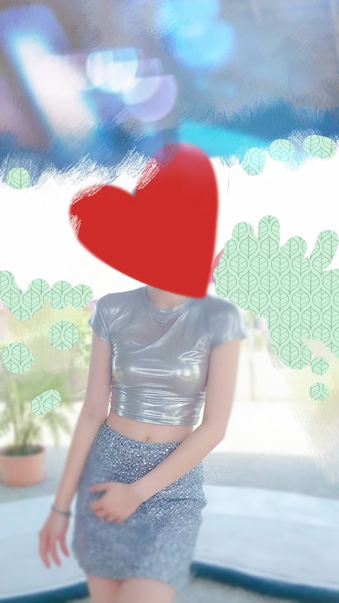 ความสวยอาจไม่สู้ใครๆเขา..แต่เวลาเมาพริกที่ว่าเด็ด..ลองมาเจอพี่สักเม็ดดูมั้ยล่ะ...หาคู่หรือเดี่ยวมานั่งดื่มชิวๆกันก่อนมีไหมนะ