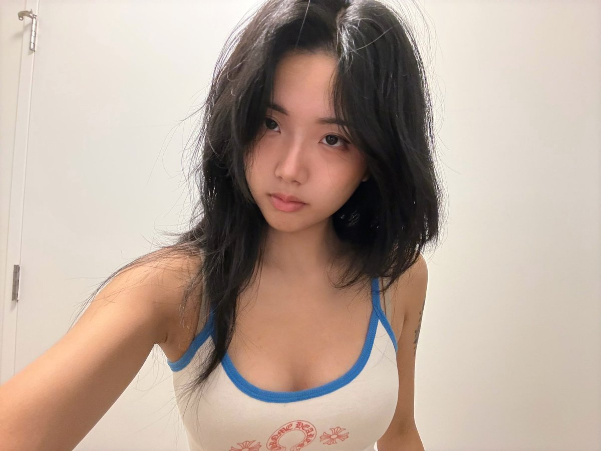xxoojjff's tweet photo. What did u say to me?!?!? https://t.co/AebDYfFkMA
