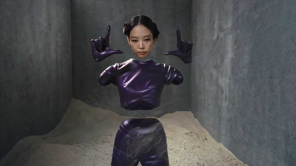 PopBase's tweet photo. JENNIE and Doechii have dropped the music video to ‘extraL.’

Watch: https://t.co/7Za9X5IM67 https://t.co/yCKOfKaMGO