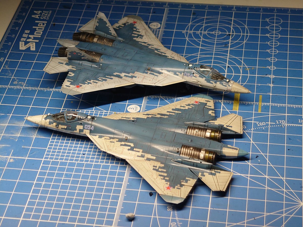 second 1/144 su57 complete; I changed the colors a bit. #144スケモ