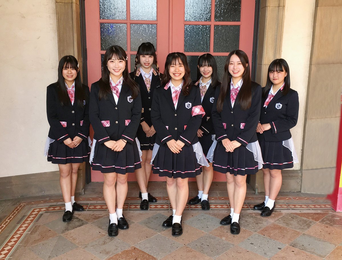 newswakayama's tweet image. 🌸地域密着型アイドルG　FUN×FAM 3/31解散🌸

和歌山を拠点に活動する地域密着型アイドルグループ「ＦＵＮ×ＦＡＭ（ファンファン）」が３月31日、解散します。

🔽詳しくは🔽
nwn.jp/news/250222_fu…