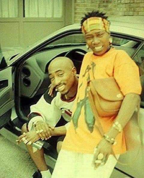 February 21, 1995, 2Pac released the iconic single from Me Against the World “Dear Mama” 💎