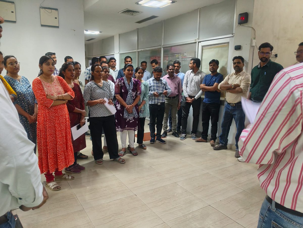 स्वच्छता पखवाड़ा 2025 के उद्घाटन के लिए 18.02.2025 को डीओ रायपुर में शपथ समारोह.....