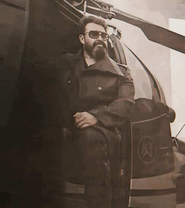 gg2033744's tweet photo. "In every angel a demon hides,
In every demon, an angel strides "

KA🥶
@Mohanlal @PrithviOfficial @antonypbvr #Mohanlal #EMPURAAN #പ്രിത്വിരാജ് https://t.co/NbjT9cvKnl