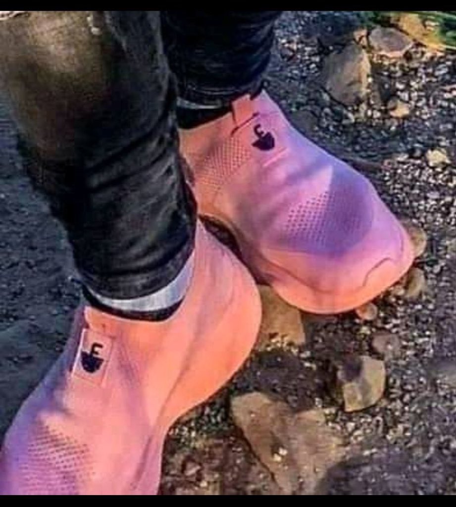 This why you must attend #SneakerAffair25
#MojosSneakerAffair 😭😭😭