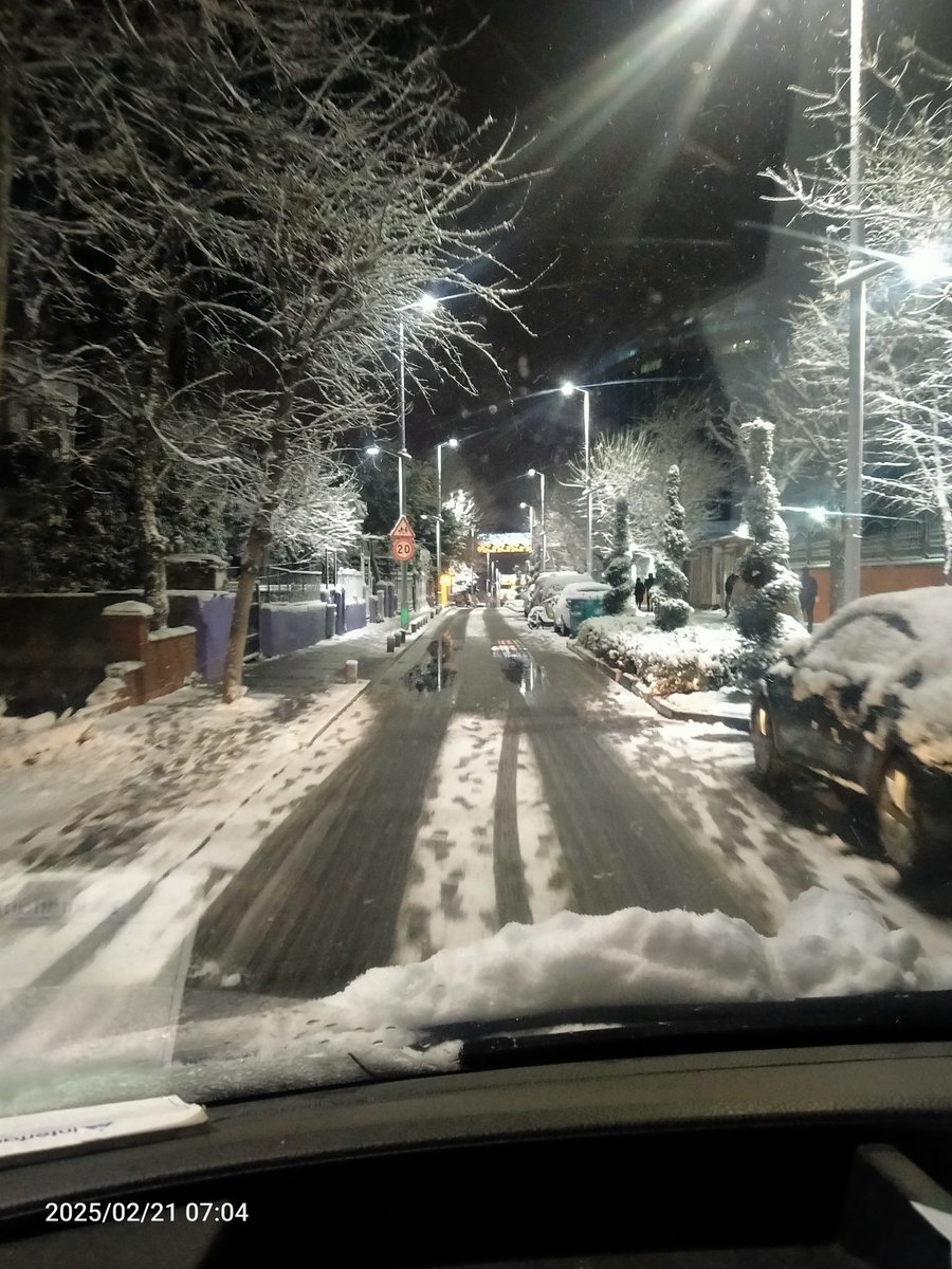 Günün güzelliği beyaz gelinlik giymiş gibi canım istanbul