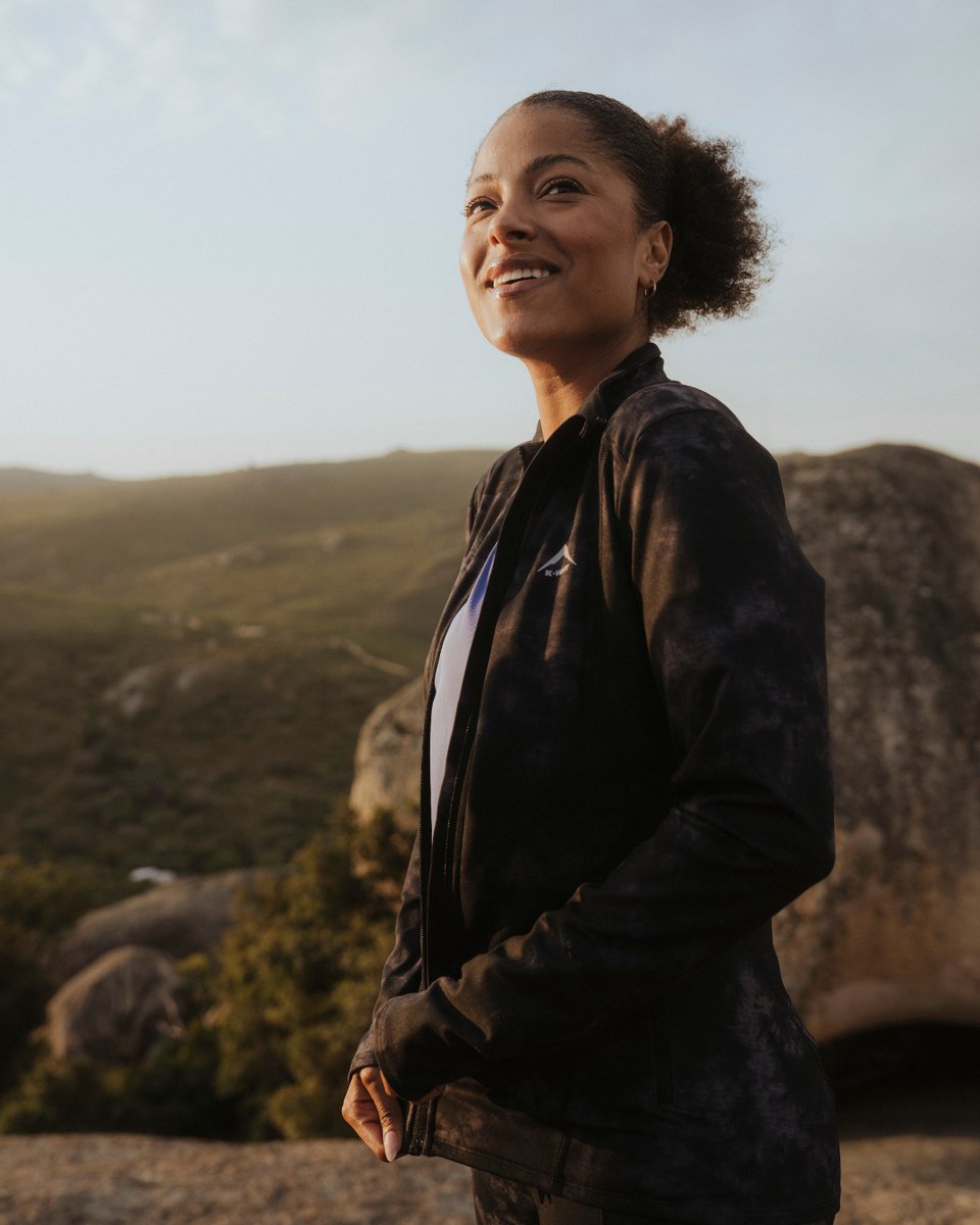 👟 From supportive trail shoes to performance-ready tights and lightweight jackets 🏃‍♀️ ​
K-Way’s women’s trail running range is built to move with you 💨 ​
Own every path in comfort and style 🌿​

#KWaySA #AnswerTheCall