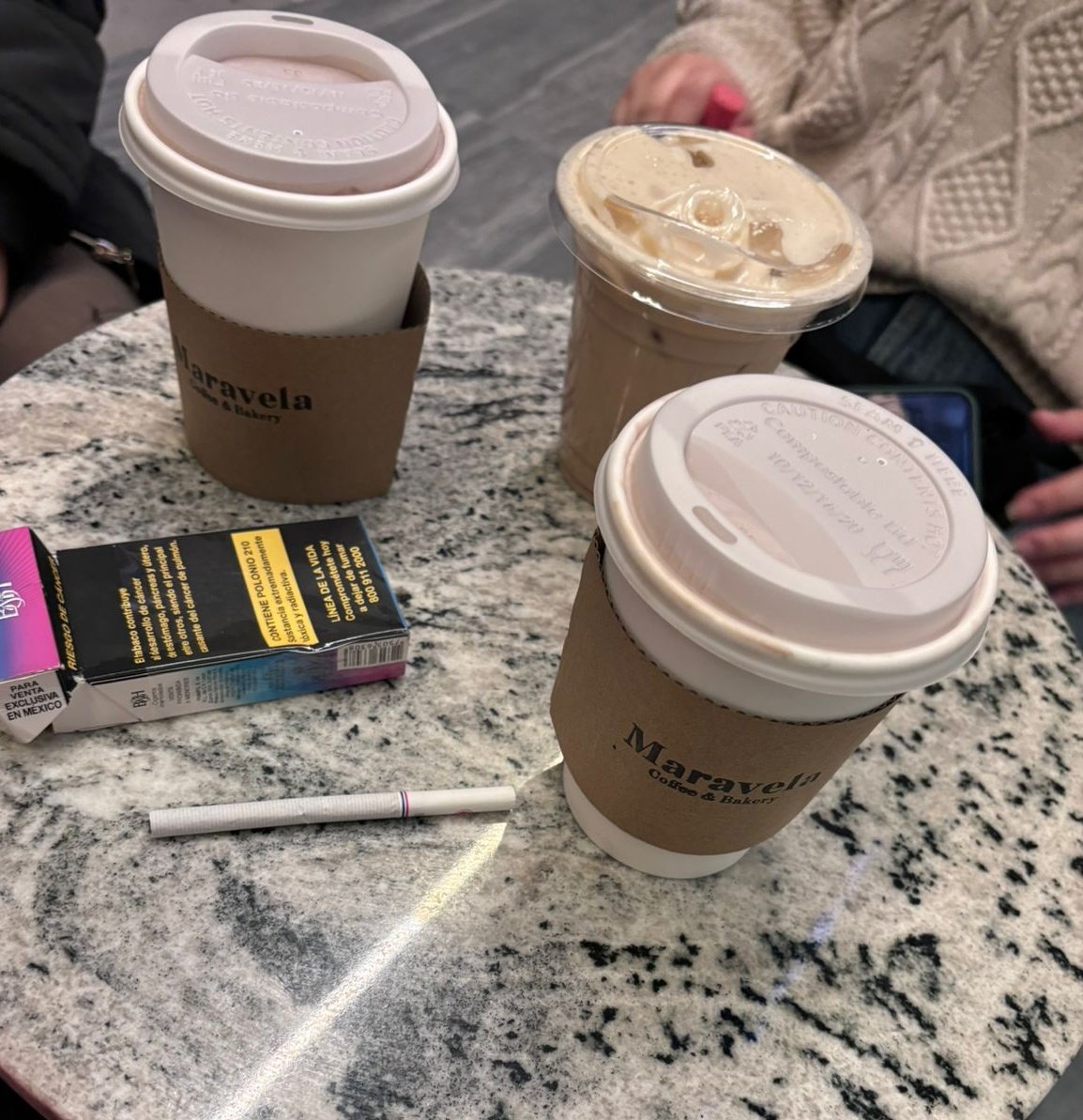 jujnie's tweet photo. si se hizo la salidita a chismear ⭐️ ♡♡ https://t.co/VzK6yfrmcm