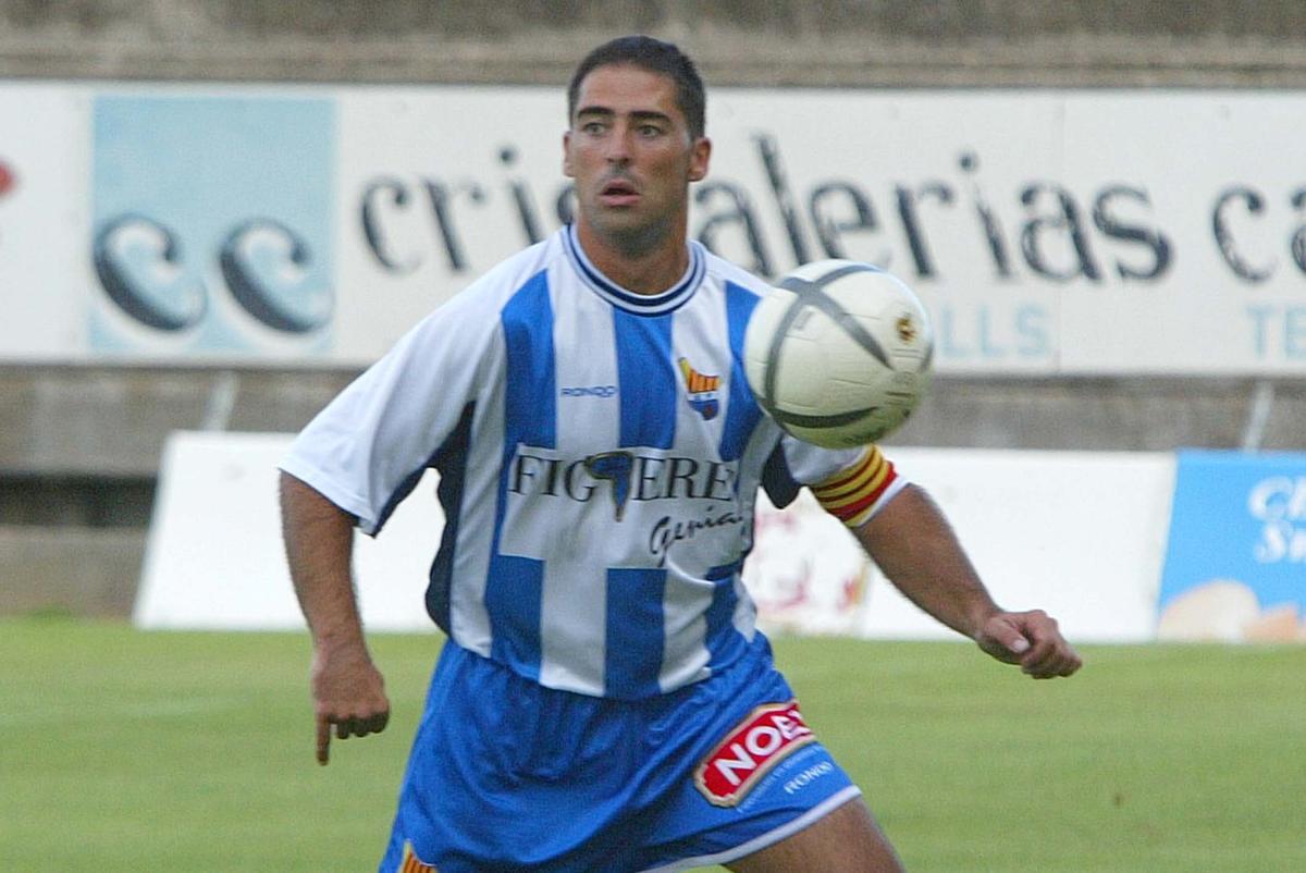 Totocompos's tweet photo. Revisant dades m'acabo d'adonar que els #FutbolistesGironins amb més partits a les 3 primeres catgories històriques del futbol espanyol són garrotxins
1a Divisió - Miquel Soler (Hostalets) 504PJ
2a Divisió - @albertdrk8 (Olot) 424PJ
2aB - Quique Beltrán (Besalú) 398PJ https://t.co/yYZUAqfe2l