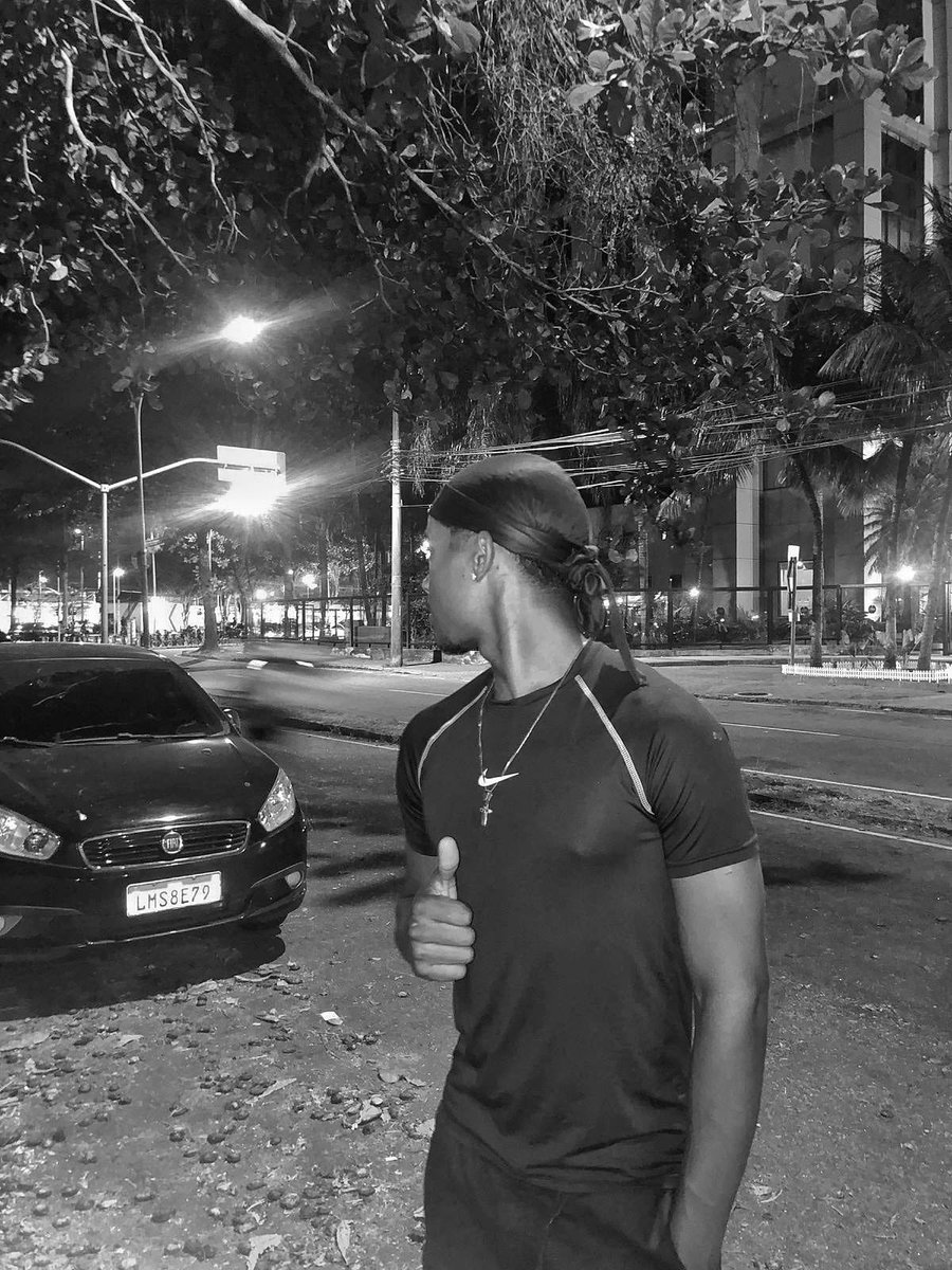 P62SHOWS's tweet photo. Pouca mídia 🤴🏾 https://t.co/iZ1X1dtaNo