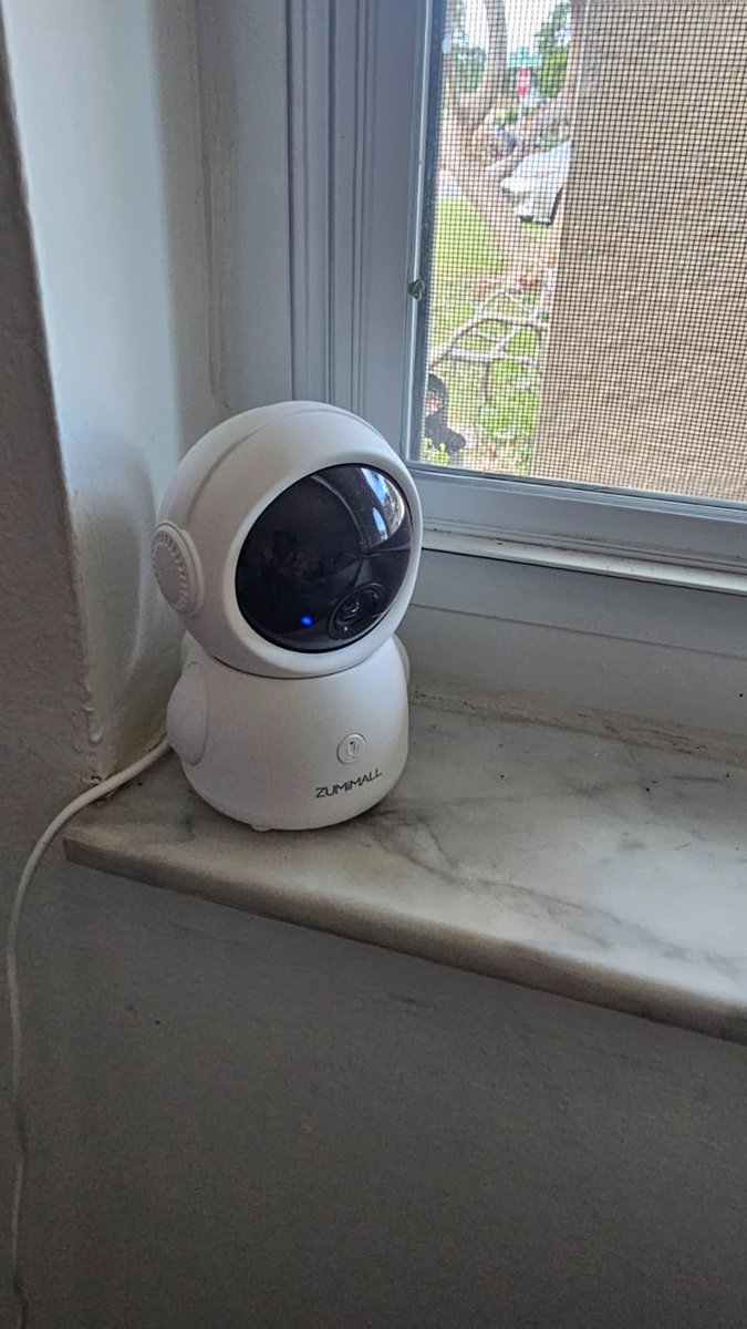 ZumimallCamera's tweet image. 🥰Hoai Bui:" It's a typically setup, short and easy. This baby monitor offers 4 mounting options. 3MP camera, 1080p is very sharp and clear, intelligence auto tracking with 355 degree pan and 120 degree."
👉Link: amazon.com/dp/B0D1K8LYV7
#babymonitor #babycamera #indoorcamera