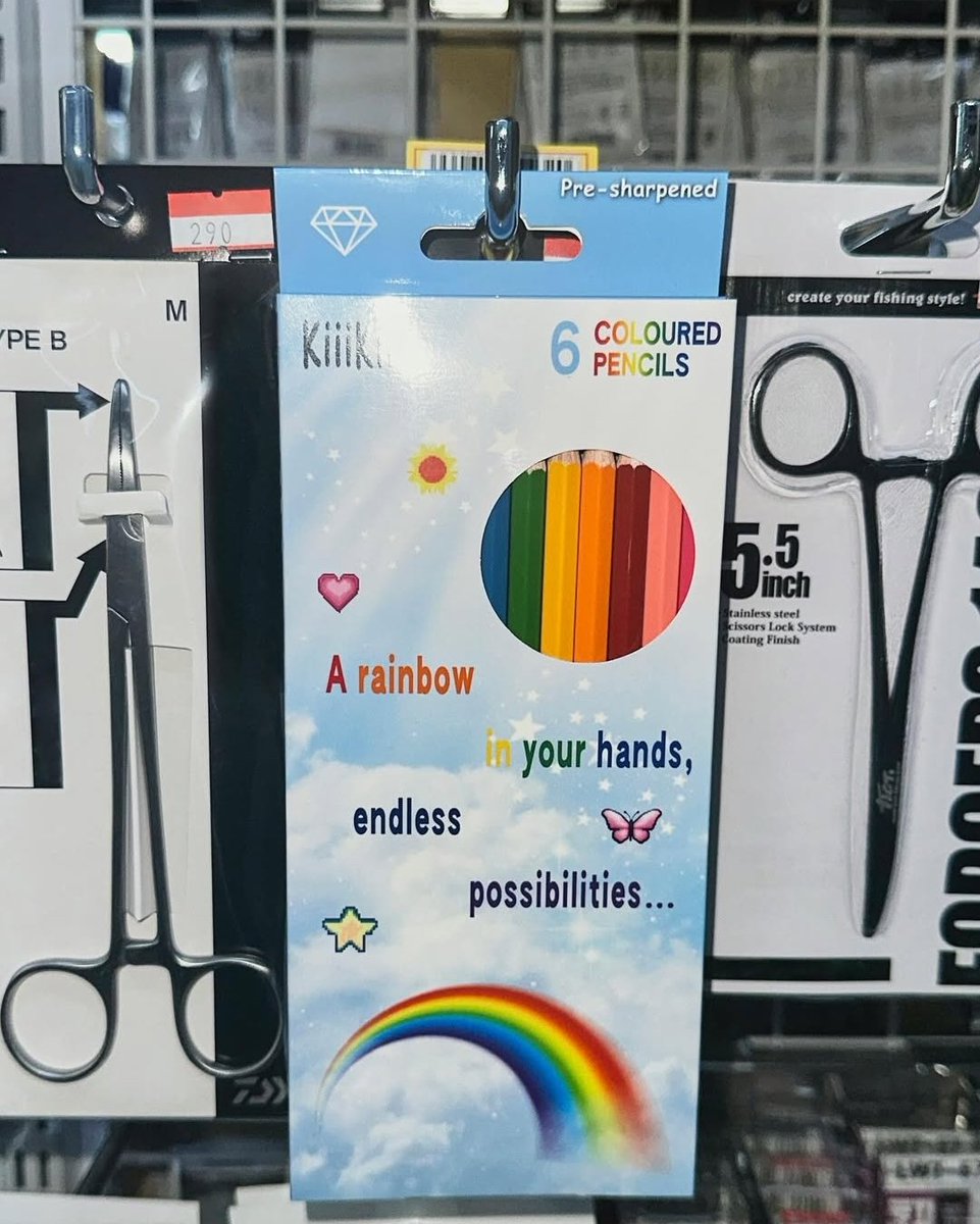 Other pictures may be 𝑢𝑝𝑠𝑖𝑑𝑒-𝑑𝑜𝑤𝑛, but in the end, it’s my path to follow. 세상의 규칙은 내가 정해, 나만의 방식으로 빛날 거야.