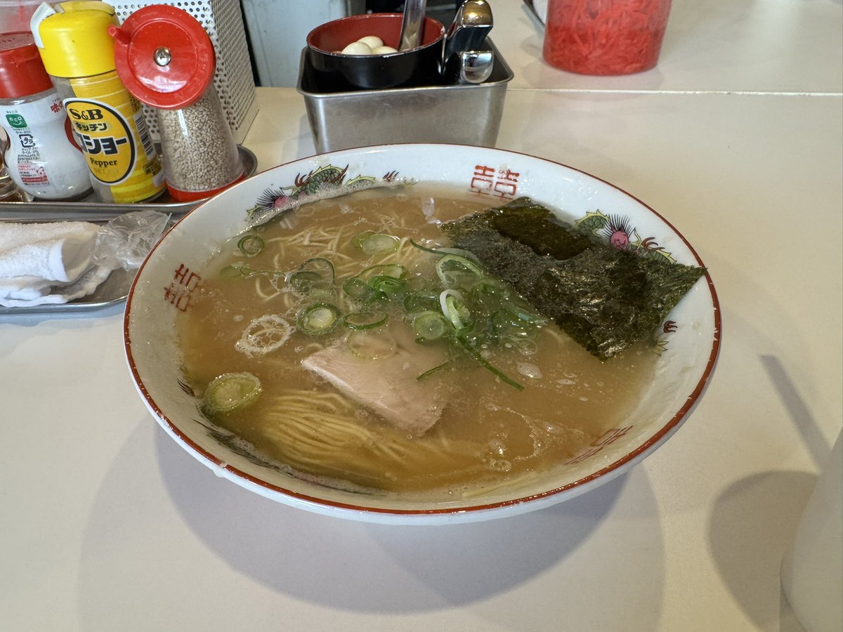 MetalMoment's tweet photo. Ramen Kenta  #ラーメン健太 #foodofthemoment #Ramenhead #高円寺 https://t.co/oH3vRpaLRB