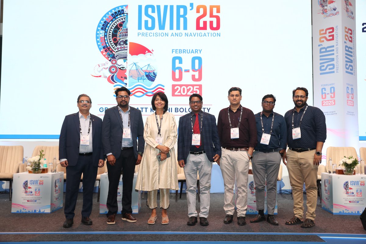 🌟 Day 2 of #ISVIR2025 was packed with inspiring talks, innovative ideas and great connections! 🌍The day ended with a fantastic live music performance 🎶🎉Thanks to everyone who made it unforgettable! 📸
#MedicalInnovation #GlobalCollaboration #Day2Highlights #LiveMusic