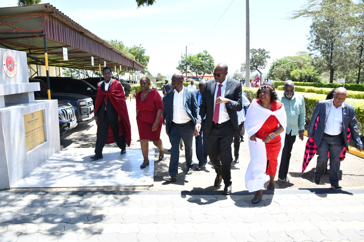 Kenya Chamber (@kenya_chamber) on Twitter photo Today, KNCCI President Dr. Erick Rutto <a href="/DrErickRutto/">Dr. Erick Rutto</a> led a delegation to Maasai Mara University <a href="/MMaraUniversity/">MaasaiMaraUniversity</a> to sign a game-changing MOU that will bridge the gap between academia & industry!
This partnership is all about empowering students & businesses through:
âś… Today, KNCCI President Dr. Erick Rutto <a href="/DrErickRutto/">Dr. Erick Rutto</a> led a delegation to Maasai Mara University <a href="/MMaraUniversity/">MaasaiMaraUniversity</a> to sign a game-changing MOU that will bridge the gap between academia & industry!
This partnership is all about empowering students & businesses through:
âś…
