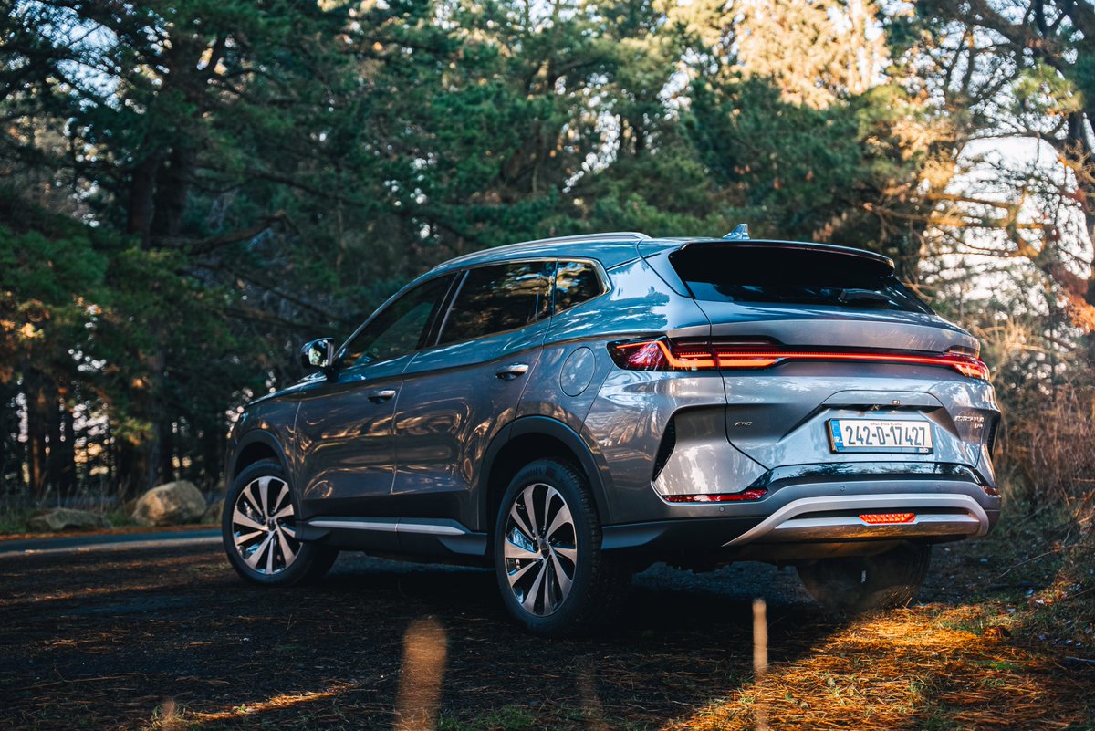 CarzoneIE's tweet image. The BYD Seal U SUV is the Chinese automotive giant’s first hybrid to launch in Ireland. But what's it like to drive?
Watch our video review here ➡️ carzone.ie/car-reviews/by…
#BYD #BYDSealU #Hybrid