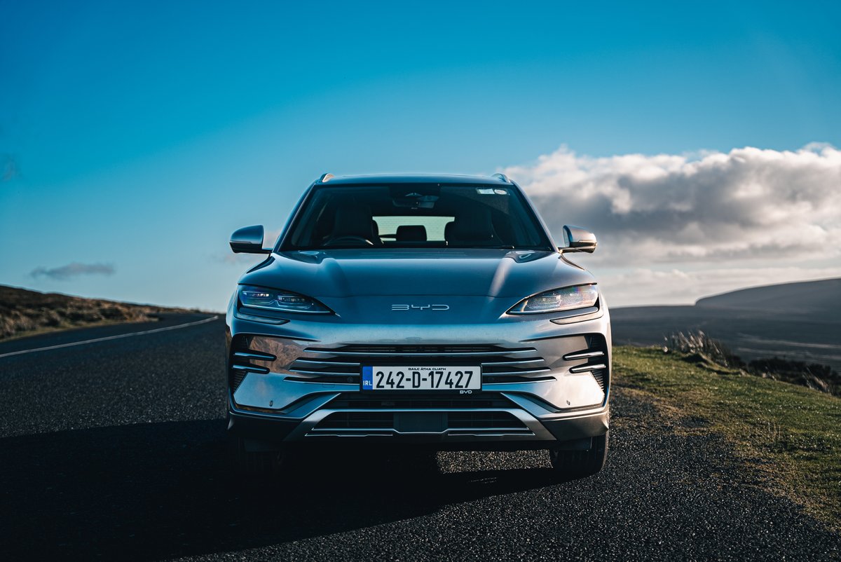 CarzoneIE's tweet image. The BYD Seal U SUV is the Chinese automotive giant’s first hybrid to launch in Ireland. But what's it like to drive?
Watch our video review here ➡️ carzone.ie/car-reviews/by…
#BYD #BYDSealU #Hybrid