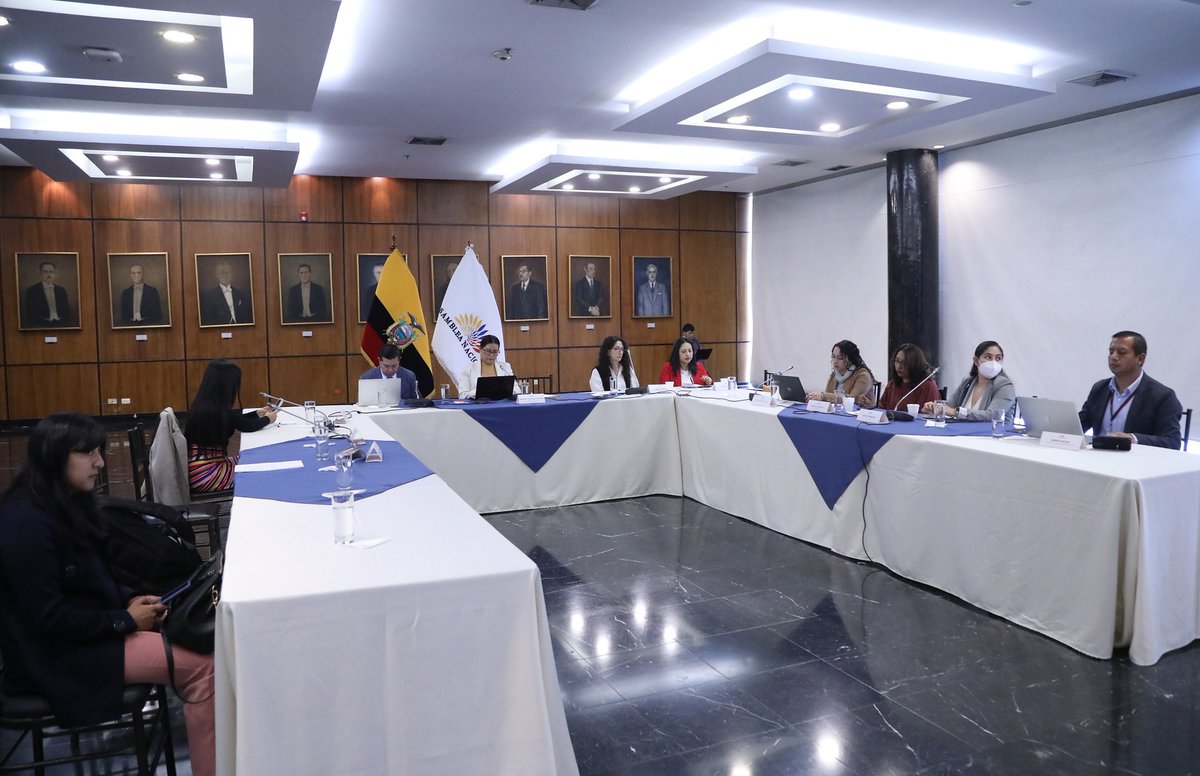 #JuntosLegislamos 
INEC (<a href="/Ecuadorencifras/">INEC</a>) informó sobre la Encuesta Nacional de Desnutrición Infantil, en el marco de la evaluación de la aplicación de la #LeyAlimentaciónEscolar. 

Boletín➡️ asambleanacional.gob.ec/es/noticia/103…