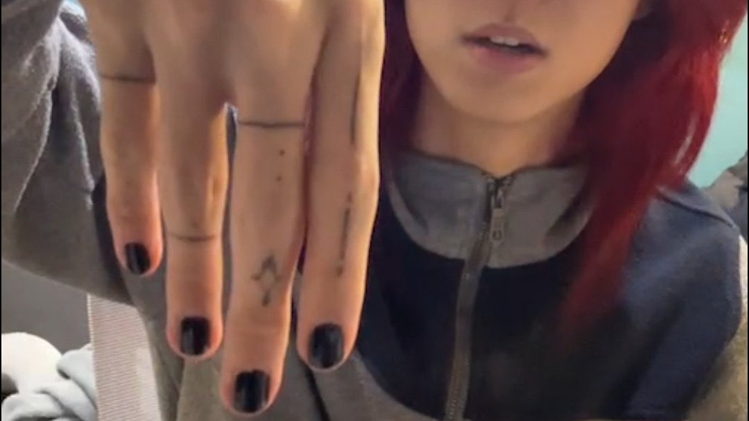 jemi 🌹 tweet media