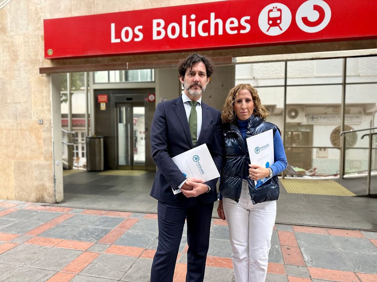 El PP de Fuengirola exige al Gobierno central que solucione la avería del ascensor de la estación del Cercanías Los Boliches. Los vecinos, a través de las redes sociales, reclaman una solución ante el perjuicio serio de accesibilidad para las personas con movilidad reducida.