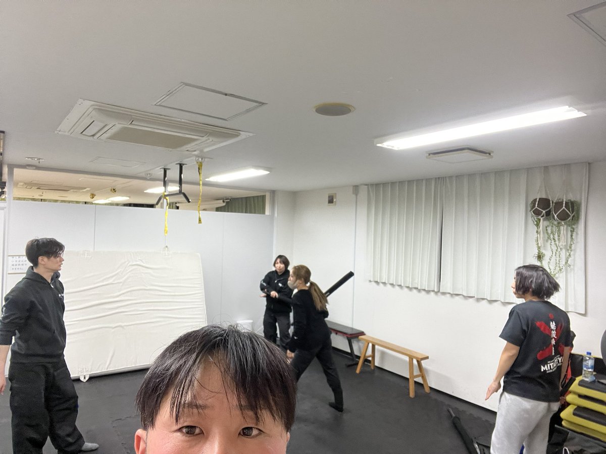 アクションの練習。

構築したり、
技に挑戦したり、
お芝居考えたり、
カット割りしたり、

練習だと自由だからこの時間が楽しい。

ありがとうございました‼︎

<a href="/you11_13/">おとゆういち</a> 
<a href="/nabe_decade/">鍋海 光(ナベカイ ヒカル)</a> 
<a href="/natchan_7272_/">Natsuho Iwata</a> 
@haruka_ppst 
<a href="/pirates_ogi/">荻原 暁</a>