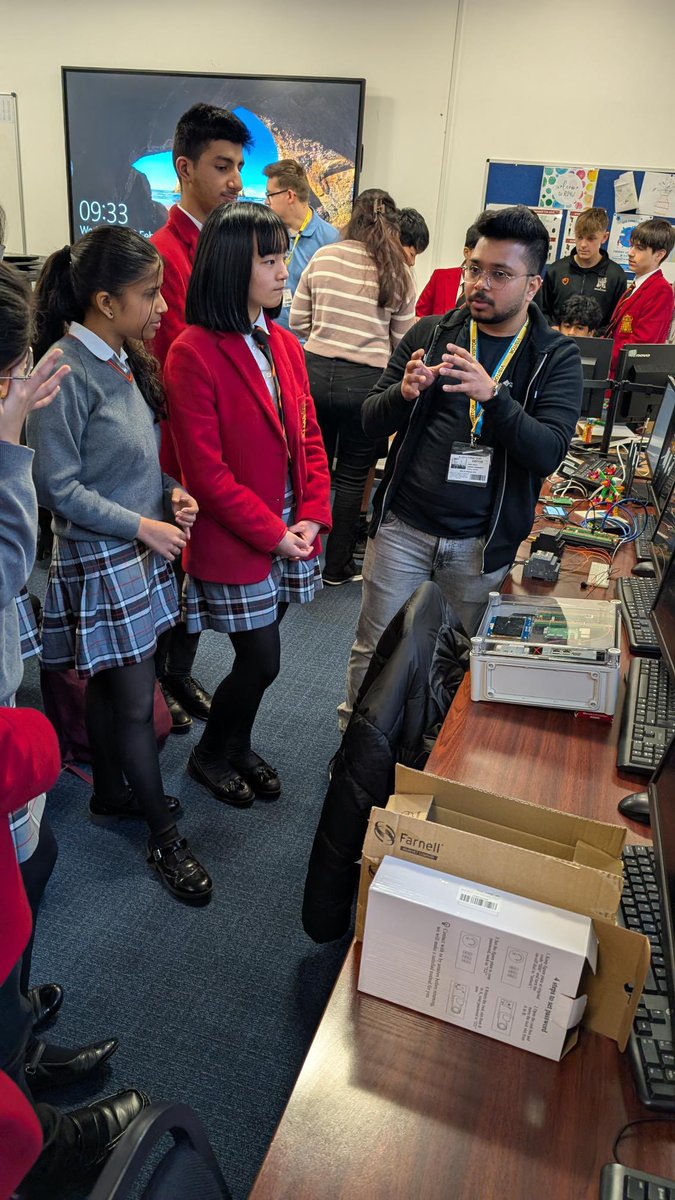 SJC_Computing's tweet image. R14 had a great opportunity to test out cyber security resources being developed by @Cyberhwb @CompScienceCU @USWCybers @NCSC @CyberFirstWales and @DriscollCs. @SJCCardiff are privileged and excited to have been asked to be a part of this critical development in education