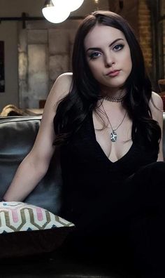 Raven Knight (@fireball_raven) on Twitter photo 