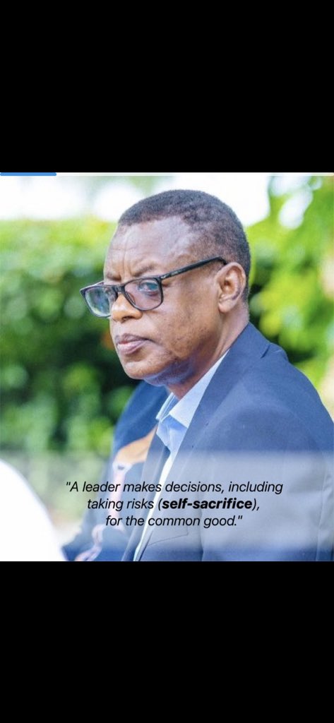 Ntitwavyivagiye's tweet image. He is our hero and we stands by him. Listen, he has worked so hard so that can live and grow older in Rwanda. Unlike you guyz the first thing in mind is to go love in matonge cause your country has bad politics. #nuance #perspectice #turikumwe @KabarebeJames