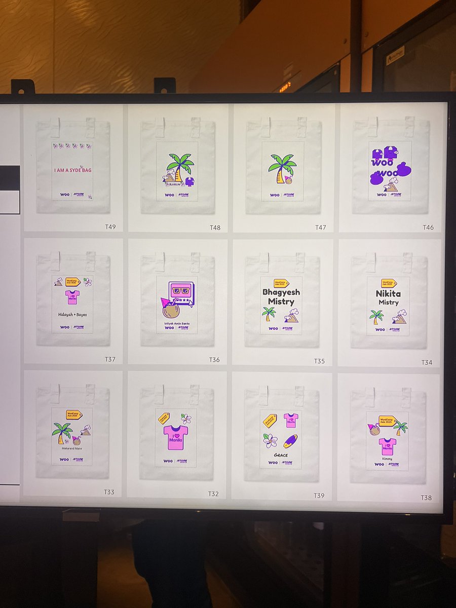 GrunerViola's tweet photo. Guess which one @BobWP designed 👨🏼‍🎨 #WCAsia2025 #WordCampAsia #WCAsia2025 #art #artist https://t.co/2rH9dbZ6jT