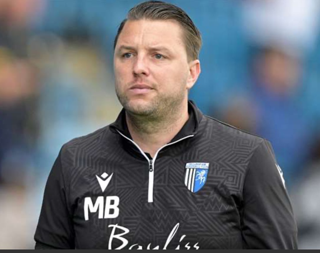 StuartLewis66's tweet photo. The last few years have seen different gaffers and fluctuating fortunes however the diversity of opinions remain and long may that continue. Your view is as valid as the next person. Remember, have you say, don’t be bullied or intimidated into silence. It’s OK to disagree #Gills https://t.co/43h2WSpPl5