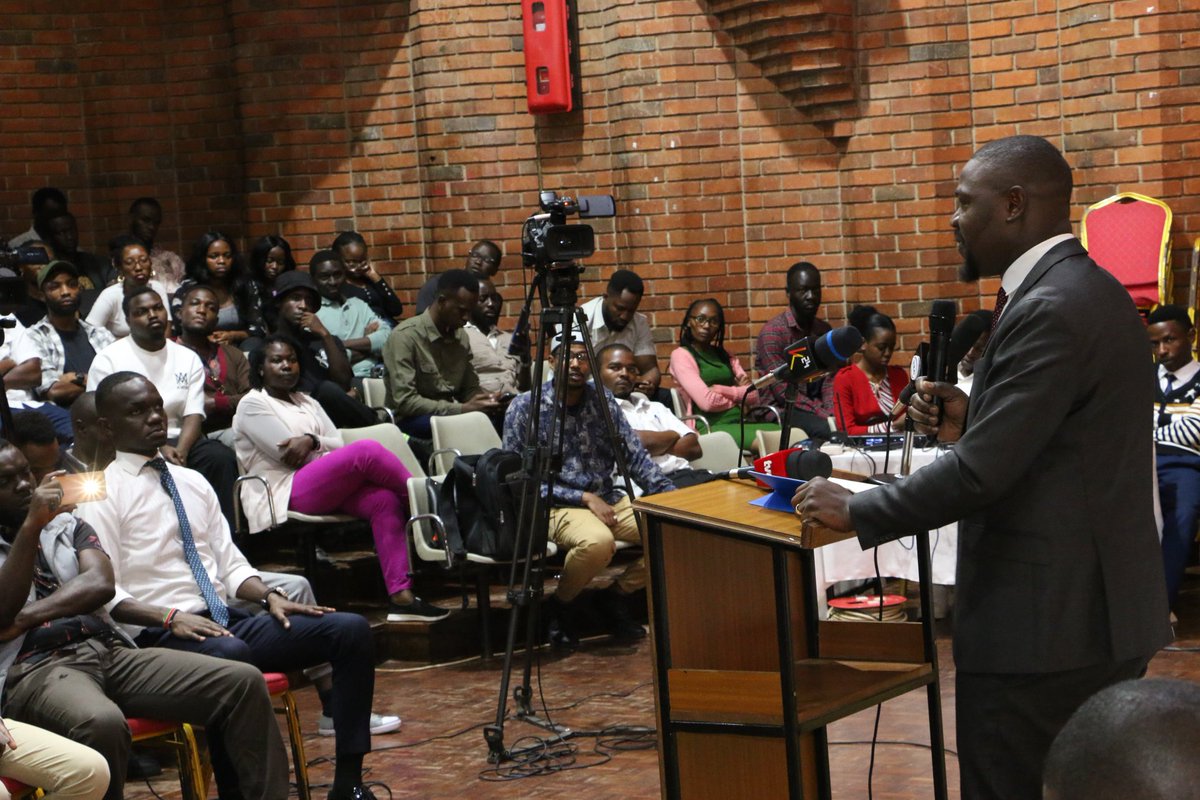 Davji's tweet photo. Afya House has become a hub of deceit and regression!

The Ministry of Health’s attempt to slash intern doctors' salaries from Ksh 206K to a disgraceful 70K is not just an insult but a direct attack on the rights and welfare of healthcare workers. This betrayal undermines the sacrifices made to secure fair pay and dignified working conditions for those who form the backbone of our healthcare system.

We issue an ultimatum until March 18, 2025 for the immediate posting and fair compensation of interns as per the operational CBA. Failure to comply will result in a nationwide strike, mass protests, and the withdrawal of medical services.

We refuse to allow the erosion of hard-won gains. Healthcare workers deserve respect, not exploitation!