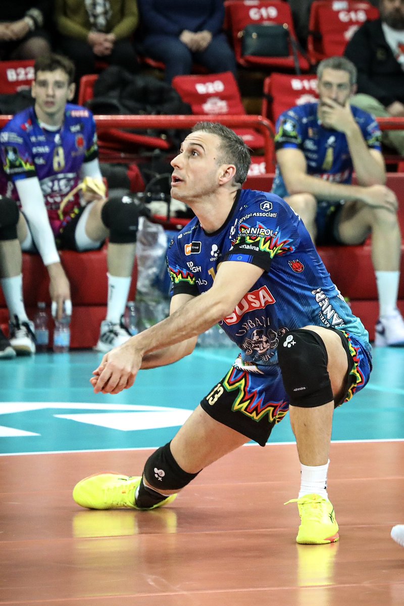 n14coraggio's tweet photo. 𝐁𝐮𝐨𝐧 𝐜𝐨𝐦𝐩𝐥𝐞𝐚𝐧𝐧𝐨 𝐌𝐚𝐱!!

#MassimoColaci
#sirsusavimperugia
#goSir #BlockDevils
#ChampionsLeague https://t.co/ZgSgI78d1X