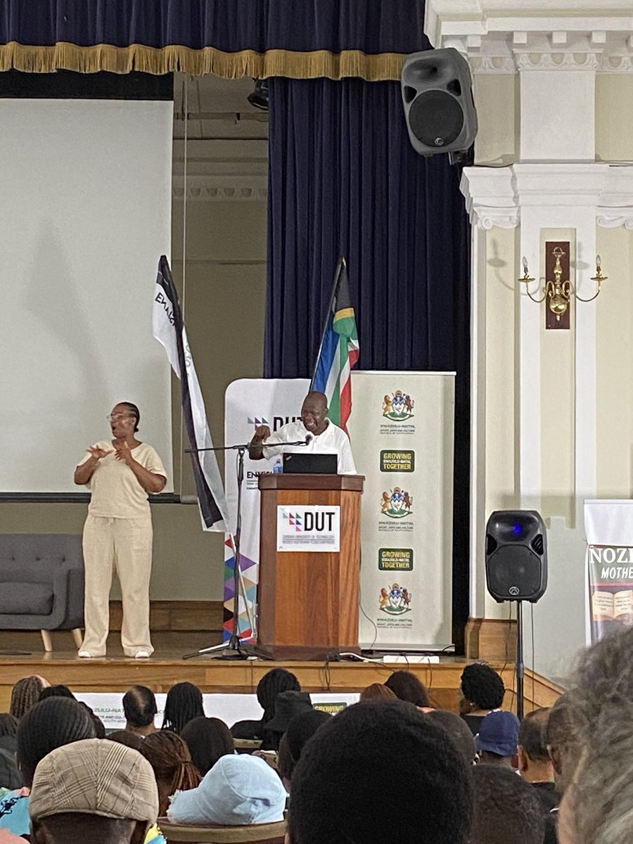Mr. J. Simelane, Director of PanSALB, delivered a message of support encouraging people to read books that are written in their mother languages to preserve the history of our languages.
#dutlanguageday