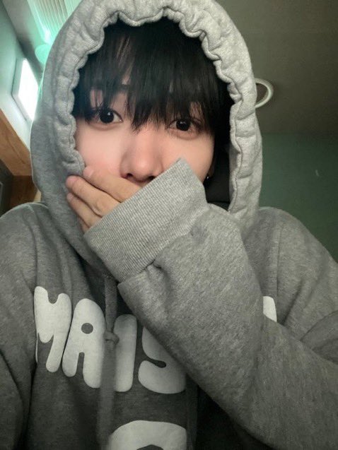 mxeon9's tweet photo. 𝐌𝐚𝐢𝐧──☆*:・ﾟ
사랑하는 법을 알게 해줘서 고마워 ❤︎︎ https://t.co/EjkkDFgadZ