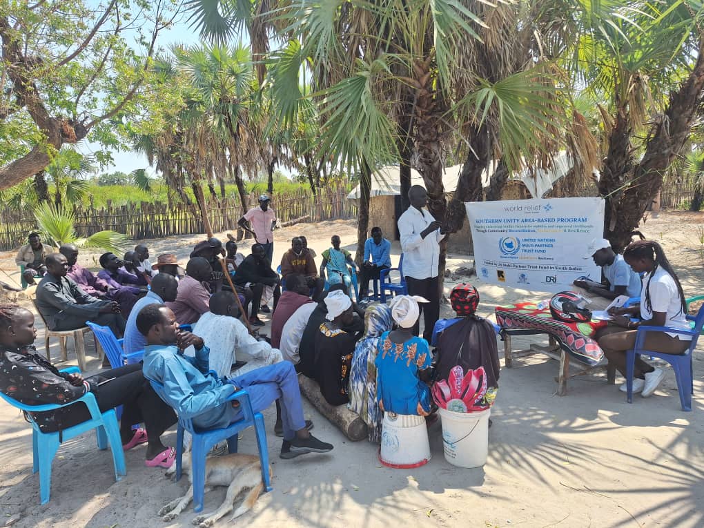 Worldrelief_SSD's tweet photo. On February 3, 2025, @Worldrelief_SSD held a meeting on peace and conflict resolution at Joung Payam in Leer County. Supported by the United Nations Multi-Partner Trust Funds, this @RSRTFSouthSudan  project supports peace &amp; unity in Southern Unity State. #peacebuilding #unity https://t.co/i7PDMpmbyK
