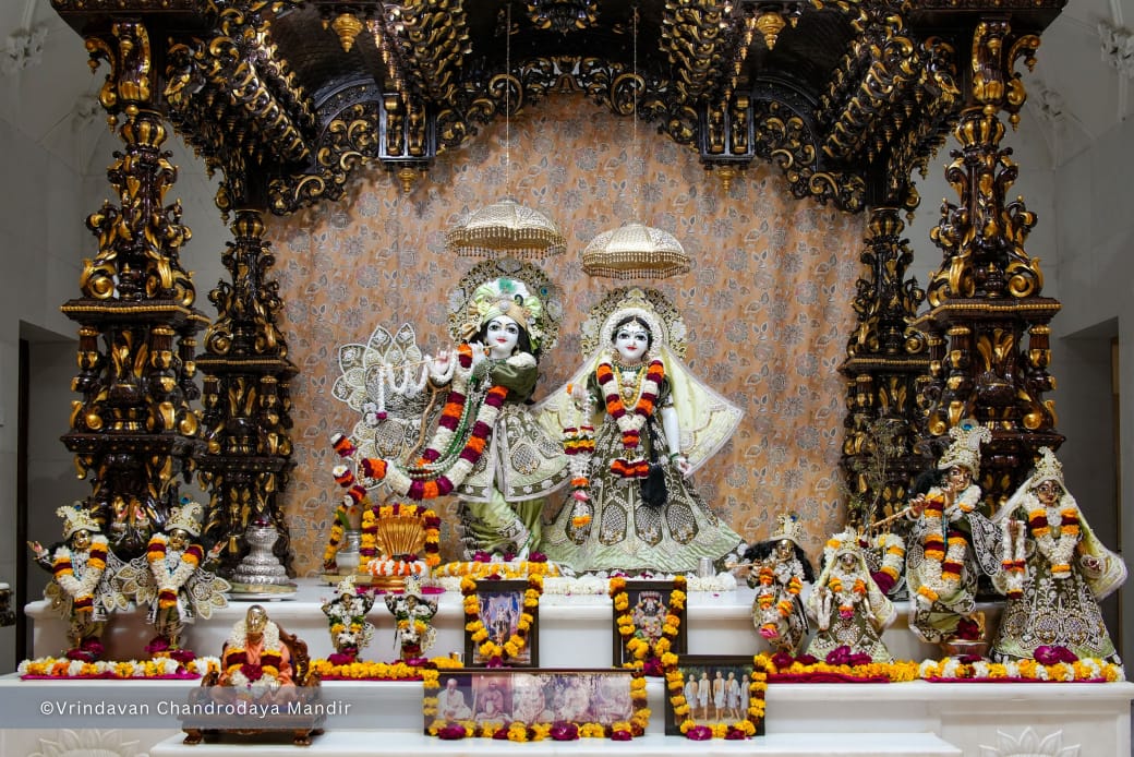 Today's Sringar Darshan of Sri Radha Vrindavanchandra, 21 Feb 2025