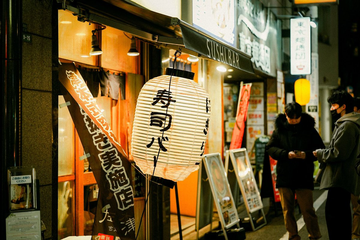 Baru sempet bikin preset lightroom lagi ✌️

Preset ini gratis, cocok buat siang dan malam hari

Yang mau boleh follow, repost, komen, dm
Siapa tau mau nyobain 📸