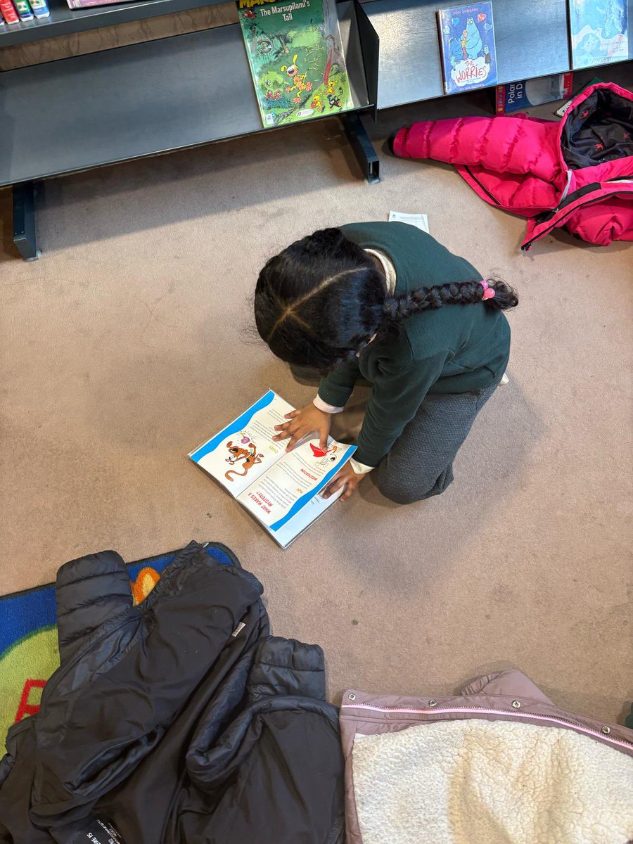 stpatrickspri's tweet image. P2/3 enjoyed their library visit today! We loved being read #TheBookWithNoPictures #TheMitchellLibrary 📚📚📚