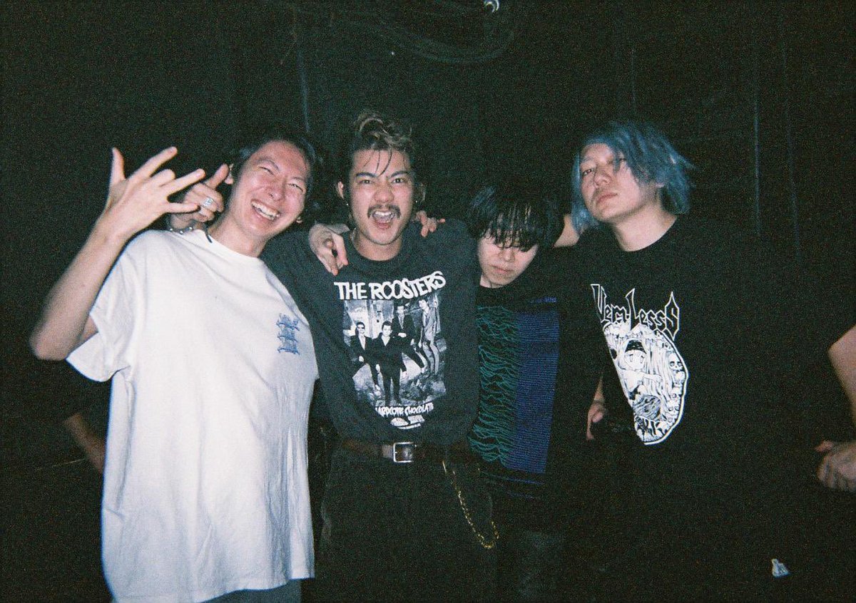 hayate_wd's tweet image. 誕生日を迎えて30歳になりましたとさ。
20代を色濃くしたファミリーとの写真をカメラで撮り溜めてた!

また歳とって見返すときもずっと続けて笑えるようにこれからもよろしくですな🔥🤙

20代の全ての時間に謝謝

photo by ALLDOGS

#WILDOGS