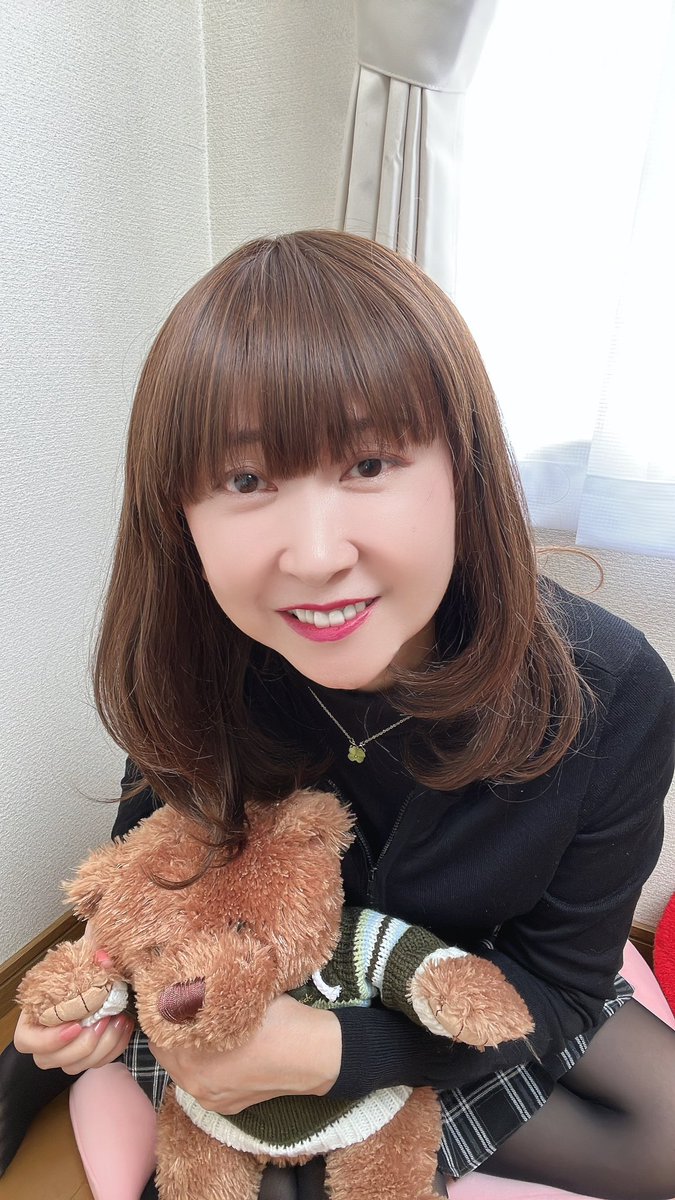 CHIKA49688965's tweet photo. あれがはじまる。しばらくの間、応援にまわります。
私、人間、歌う人🙇🏻‍♀️
　#平和　#HEIWA

https://t.co/398Efdj6Zw https://t.co/1qeigpgPEH