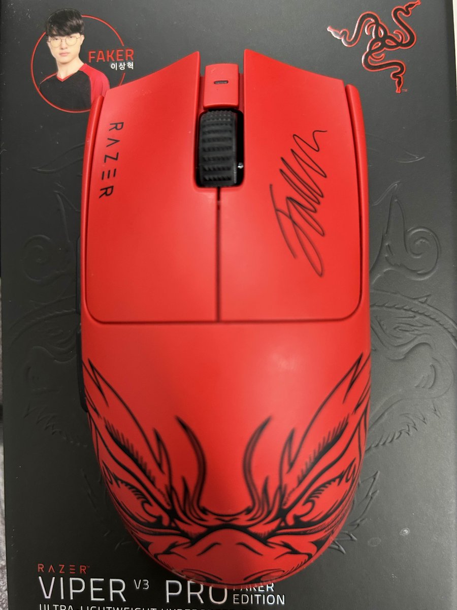 .<a href="/TeamRazer/">Team RΛZΞR</a> <a href="/faker/">T1 Faker</a> #1mouse #FORTHEPRO 
색감 goat 디자인 goat 성능 goat
그저 대 상 혁 . . .